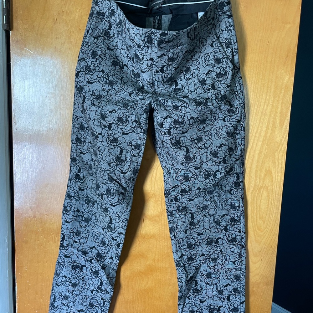 Banana Republic Black Floral Women's Trousers